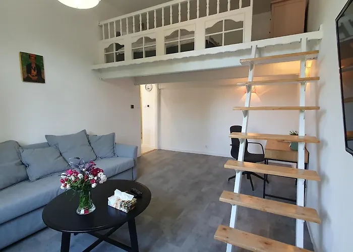 Frida-podwale-balcony-free-parking-wifi