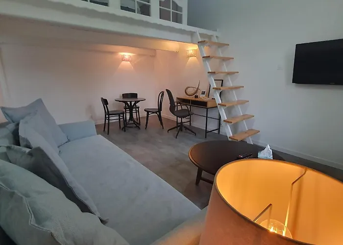 Frida-podwale-balcony-free-parking-wifi * Wroclaw